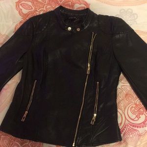Brand new, haven’t worn leather jacket.